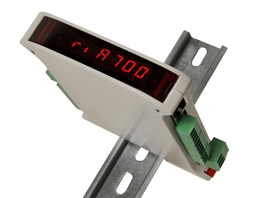 RIA700 Angled 547x400 RIA700 Angled 547x400